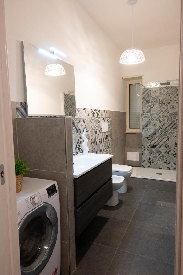 Antica Dogana Apartments Scirocco แตร์ราชินา ภายนอก รูปภาพ
